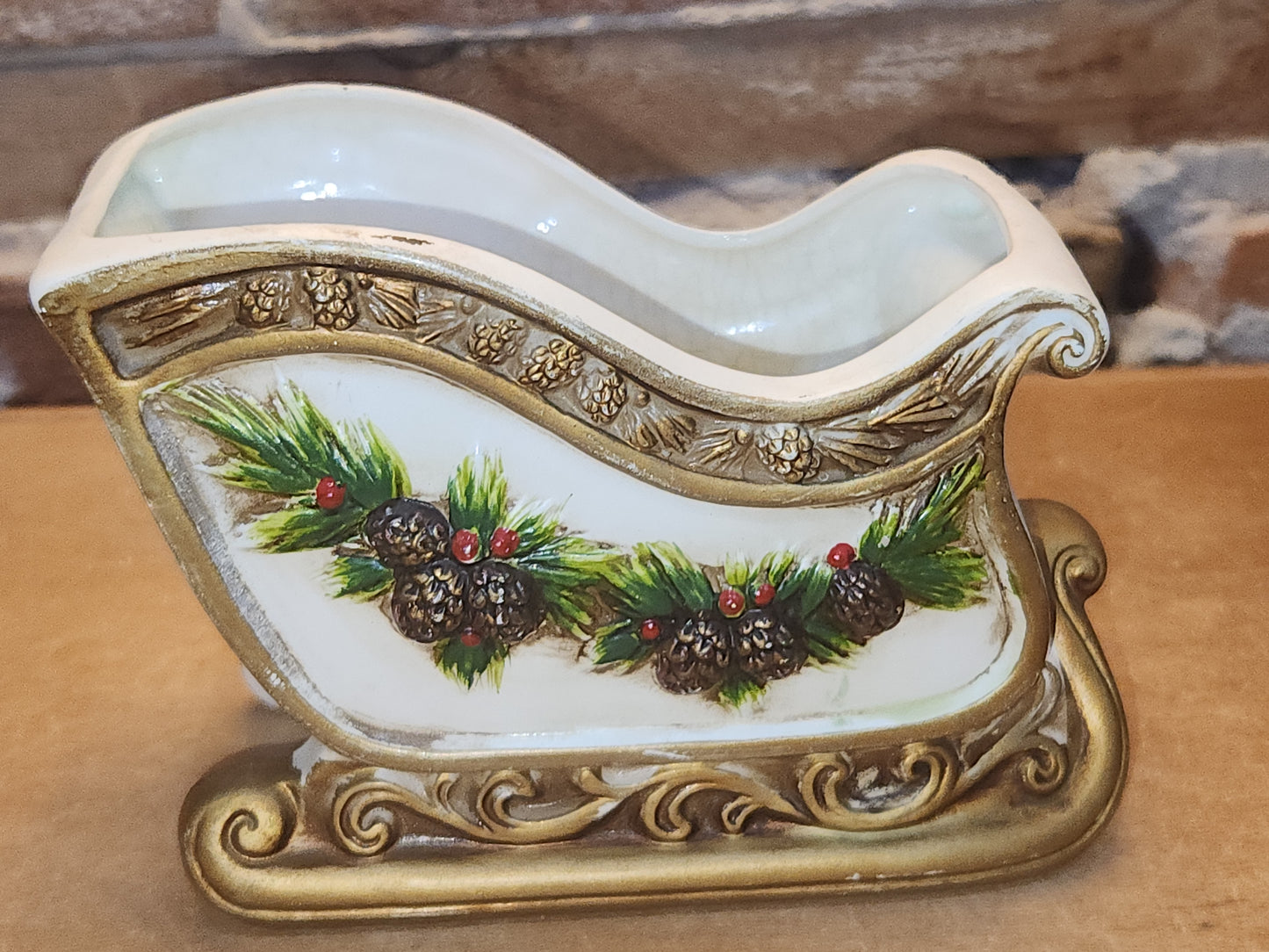 Vintage Napcoware Christmas Sleigh Dish Planter Floral Arrangement Container Stamped X 8661 AS IS vp01
