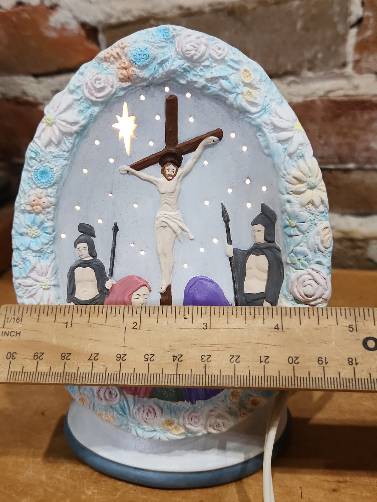 Vintage Ceramic Lamp Jesus Crucifixion Night Light