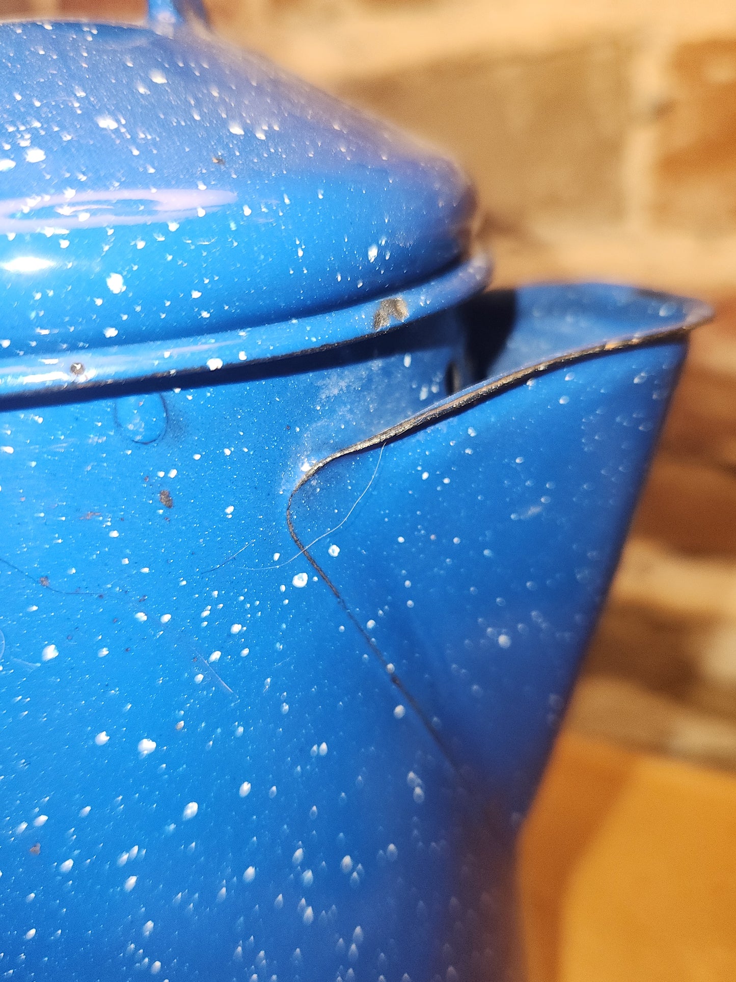 Vintage Enamelware Graniteware Coffee Pot with Lid Blue White Specks ew12
