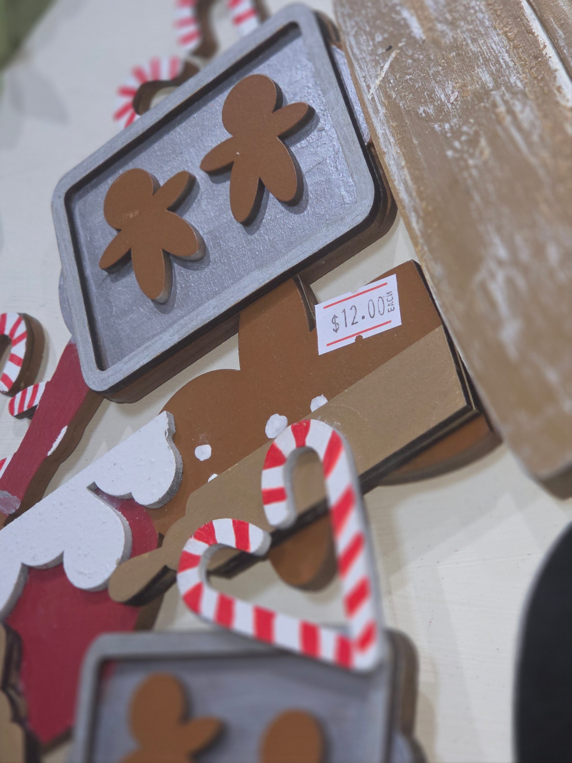 Making Gingerbread Men and Candy Canes Insert for Interchangeable Pot Spilling Door Sign *Sign Sold Seperately* pi11