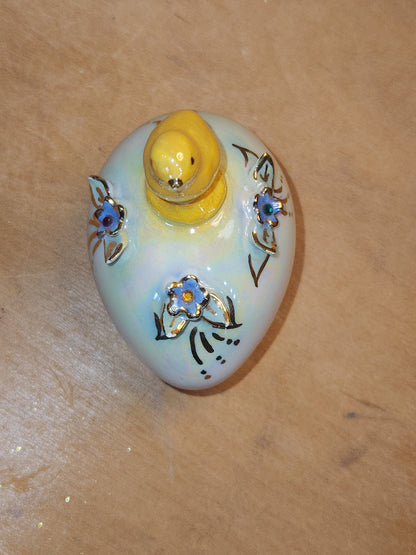 Vintage Porcelain Egg with 3D Chick Flowers and Leaves Gold Accents. Eg10