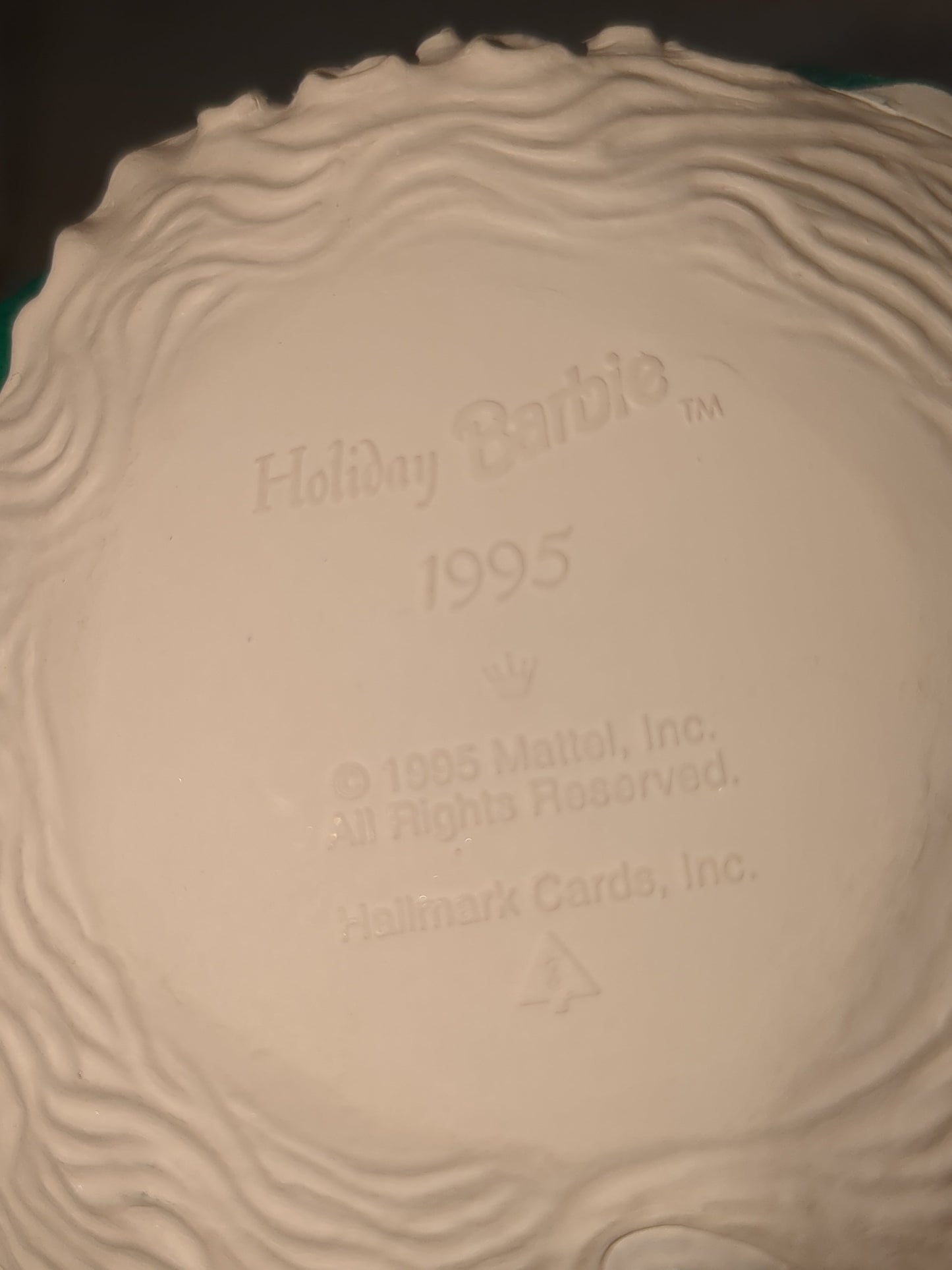 1995 Hallmark Holiday Barbie. 3rd in Holiday Barbies Series. New box and bubble wrap. Hob7