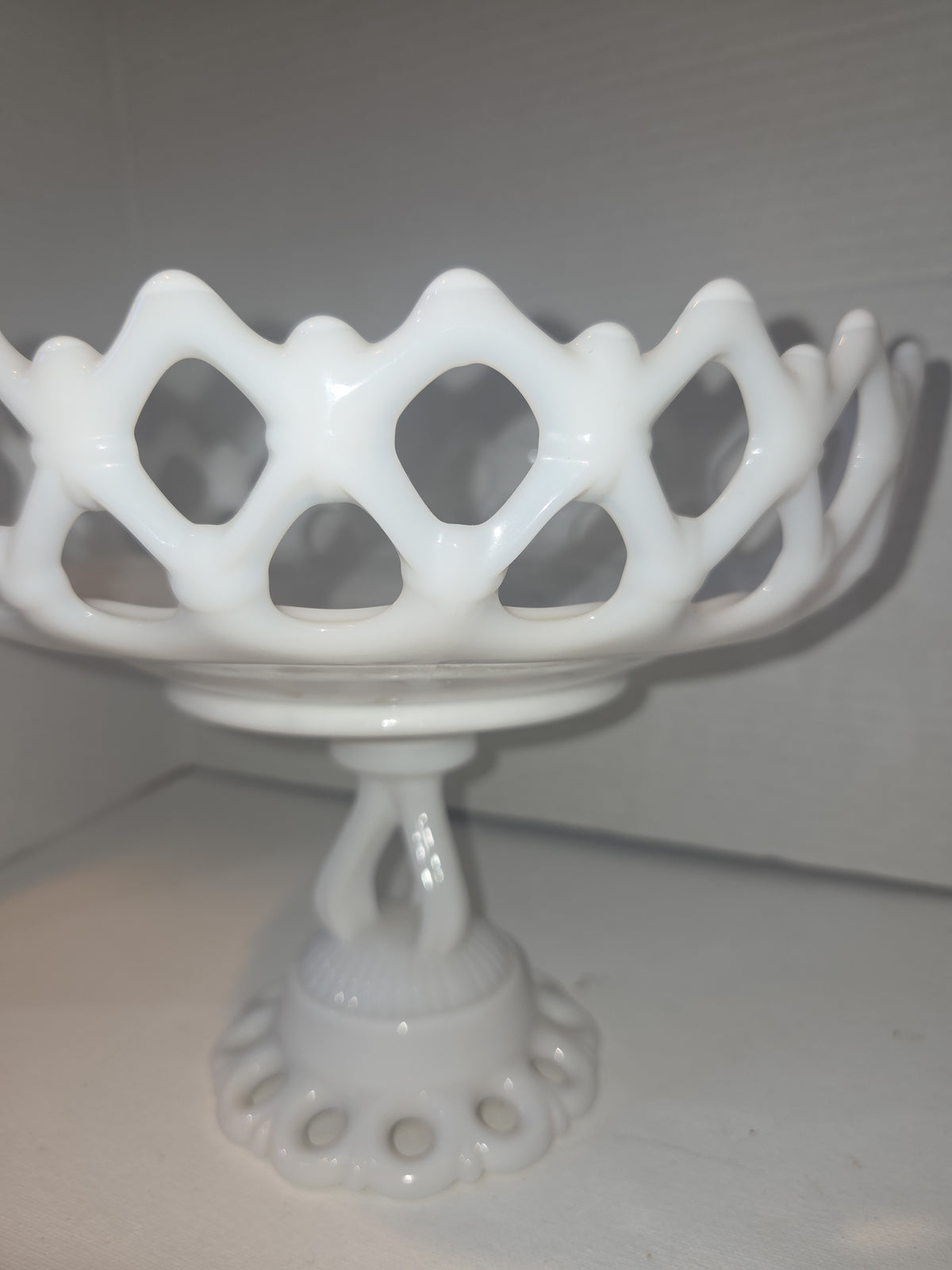 Vintage Westmoreland Milk Glass Compote Bowl Pedestal Doric Pattern Open Lace mg87