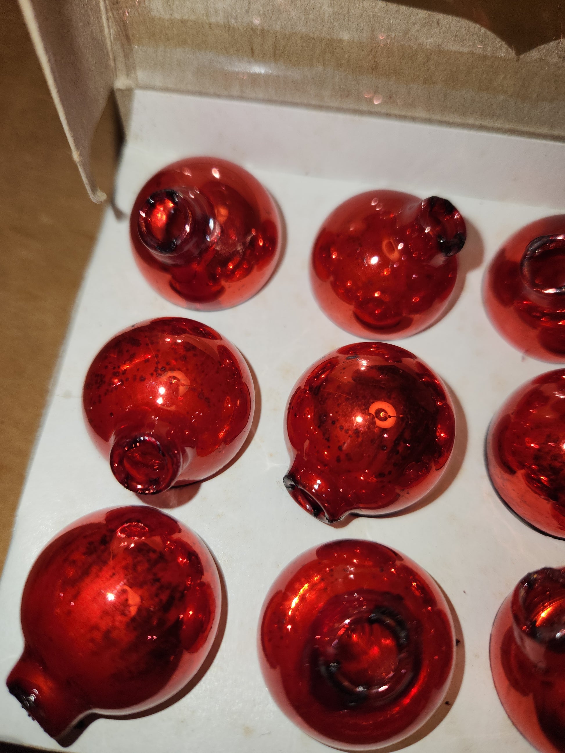 Box of Shiny Brite red ornaments .98" 1" 25mm box of 12 Box As Is No Hangers BO05