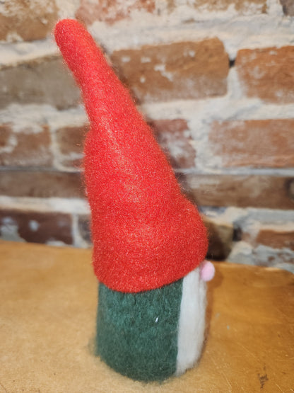 7" Gnome Merry Christmas Red Green White Beard gn16