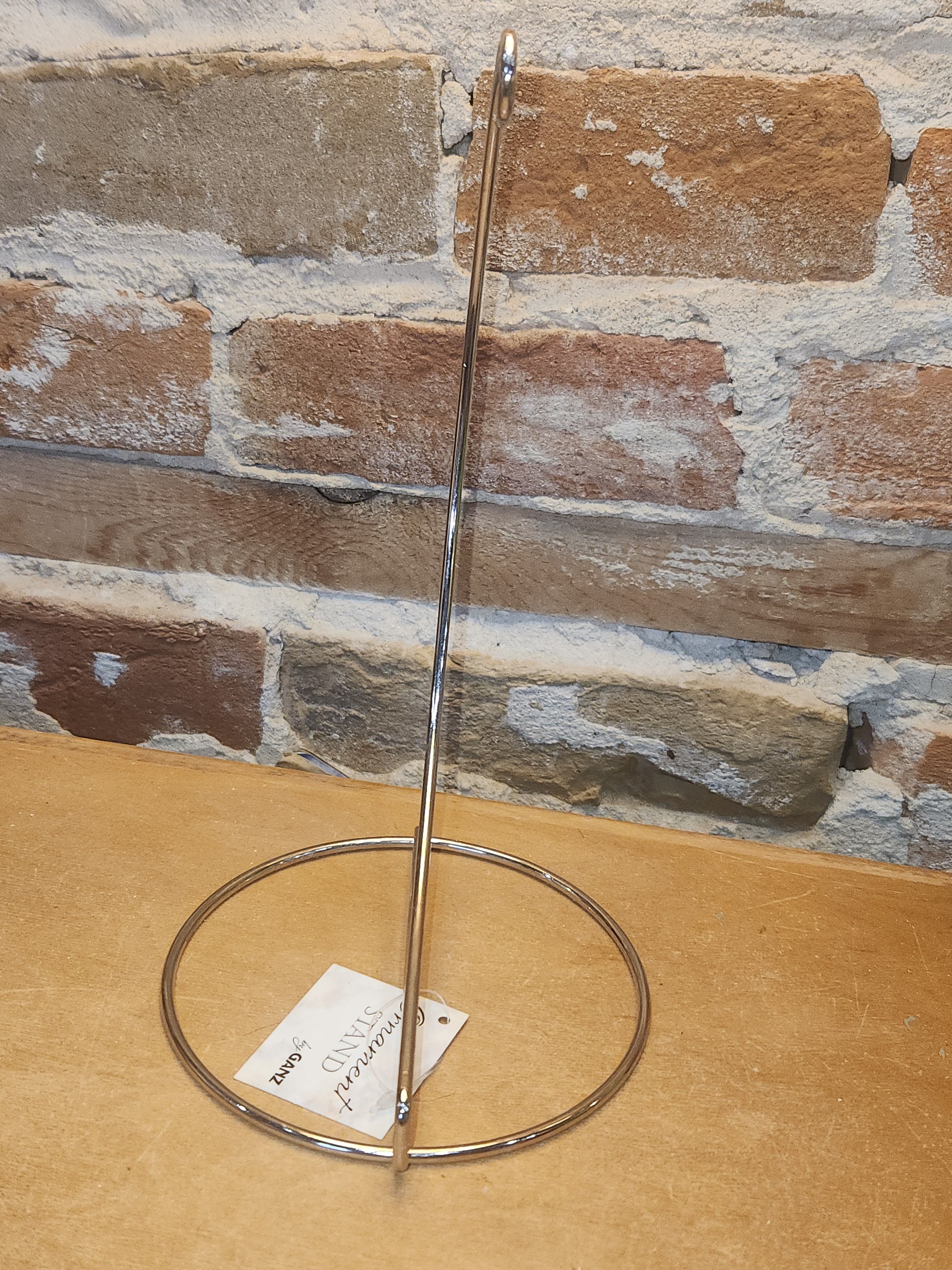 Metal Ornament Stand CLEARNACE os7