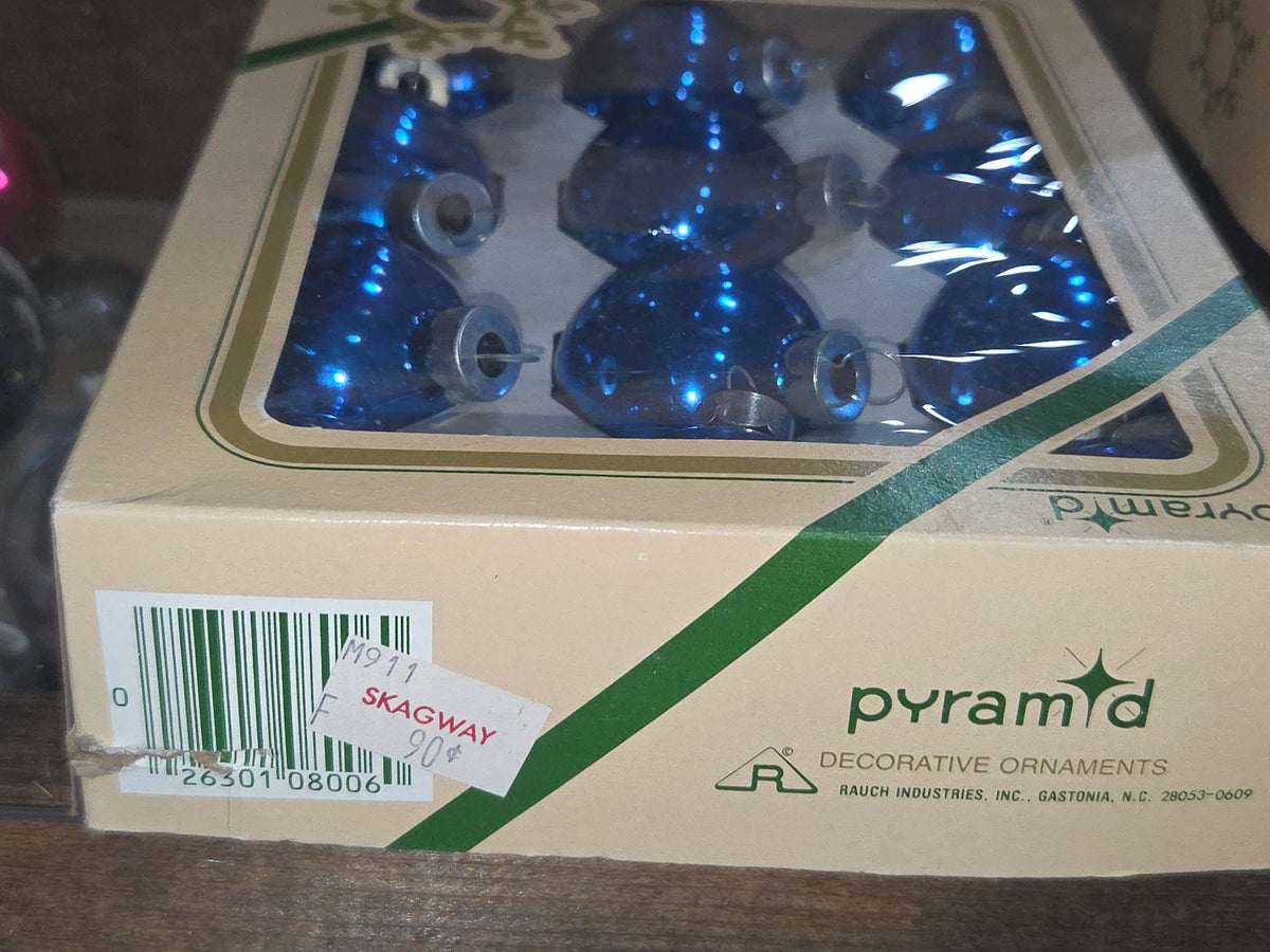 Vintage Pyramid Ornaments Blue set of 12 bo012