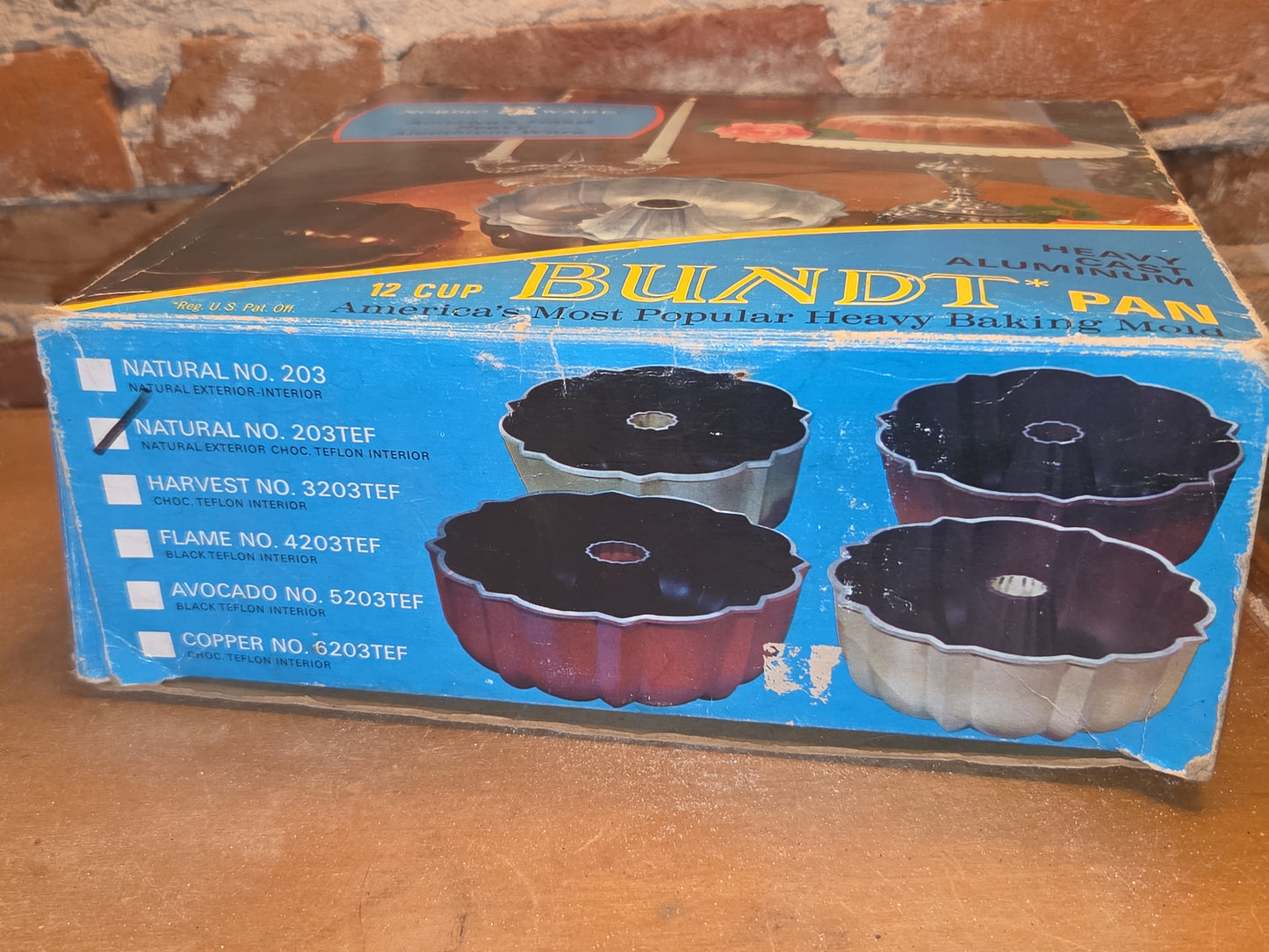 Vintage Nordic Ware Heavy Cast Aluminum 12 Cup Bundt Pan Has Original Box alu51