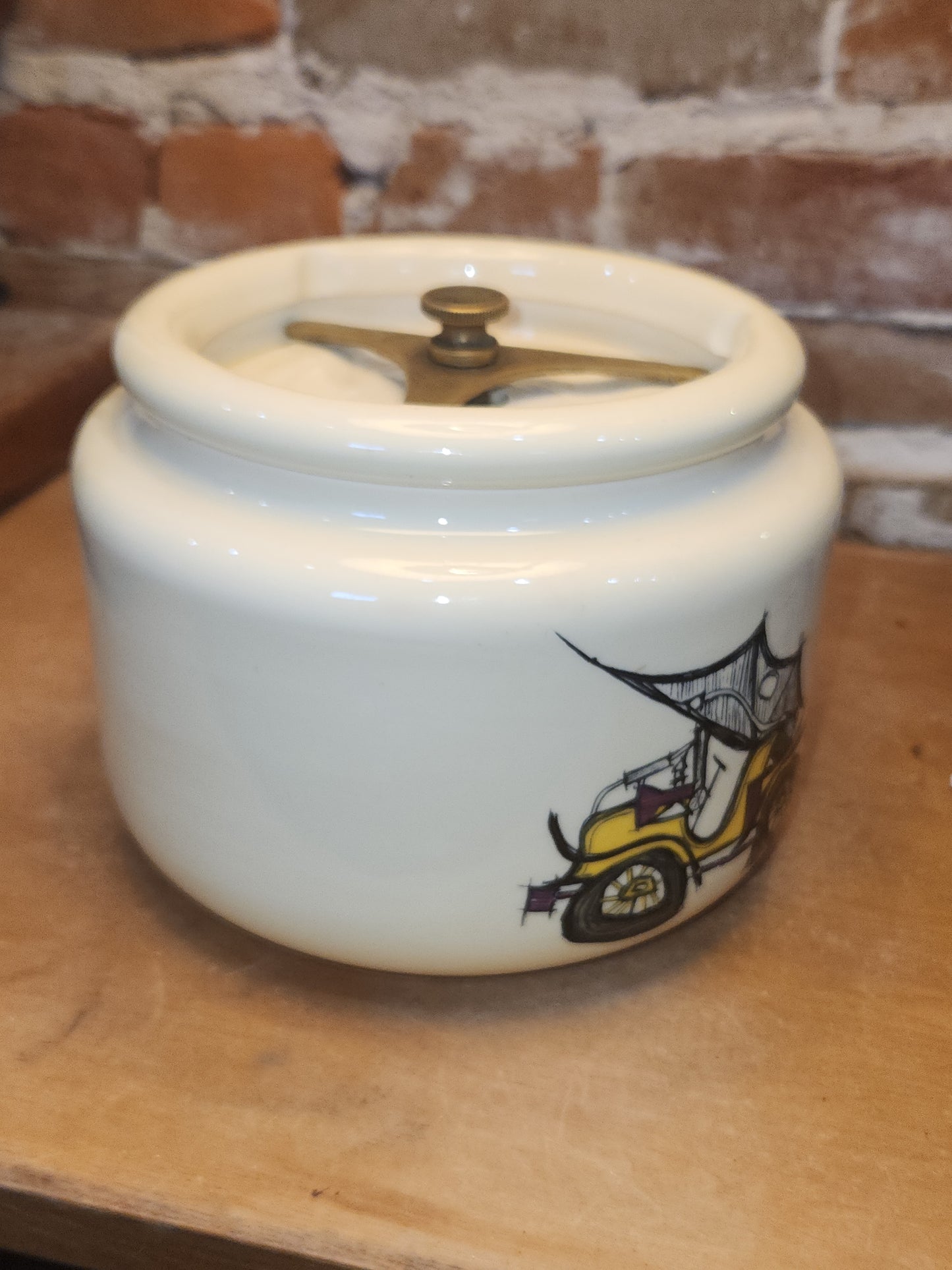 Vintage Deco Pipe Tobacco Humidor Jar Japan MCM Jalopy tj6