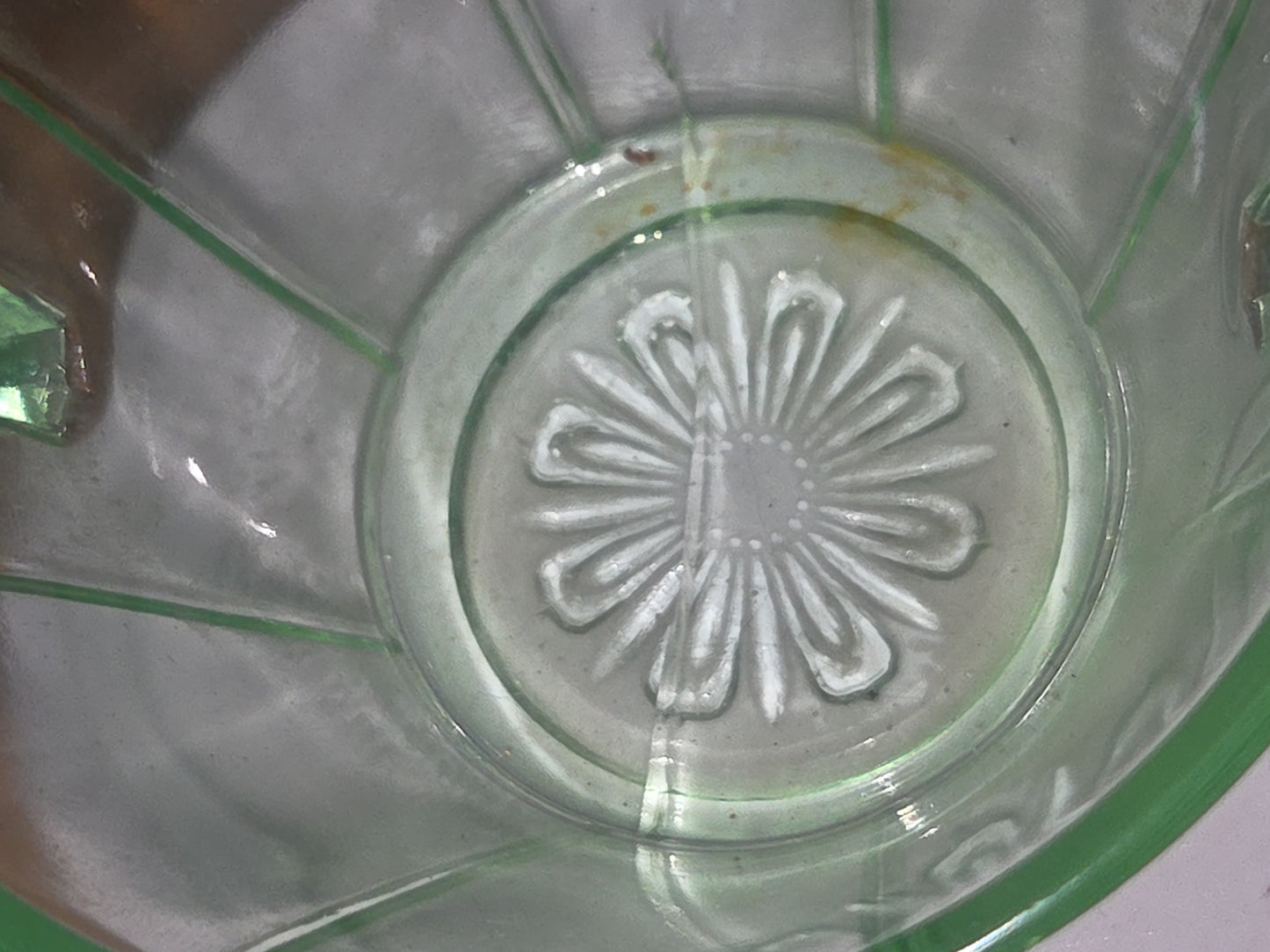 Vintage Uranium Green Depression Glass Sugar Bowl Vaseline AS IS Crack Glows dg78
