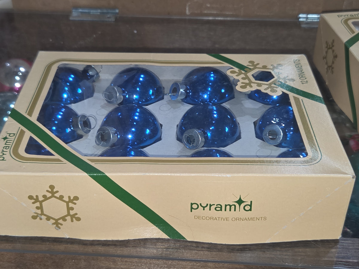 Vintage Pyramid Ornaments Blue set of 12 bo012