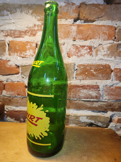 Vintage Soda Bottle Duraglas Squirt Large Green Glass Never An After-Thirst 1 Pint 12 Ounces