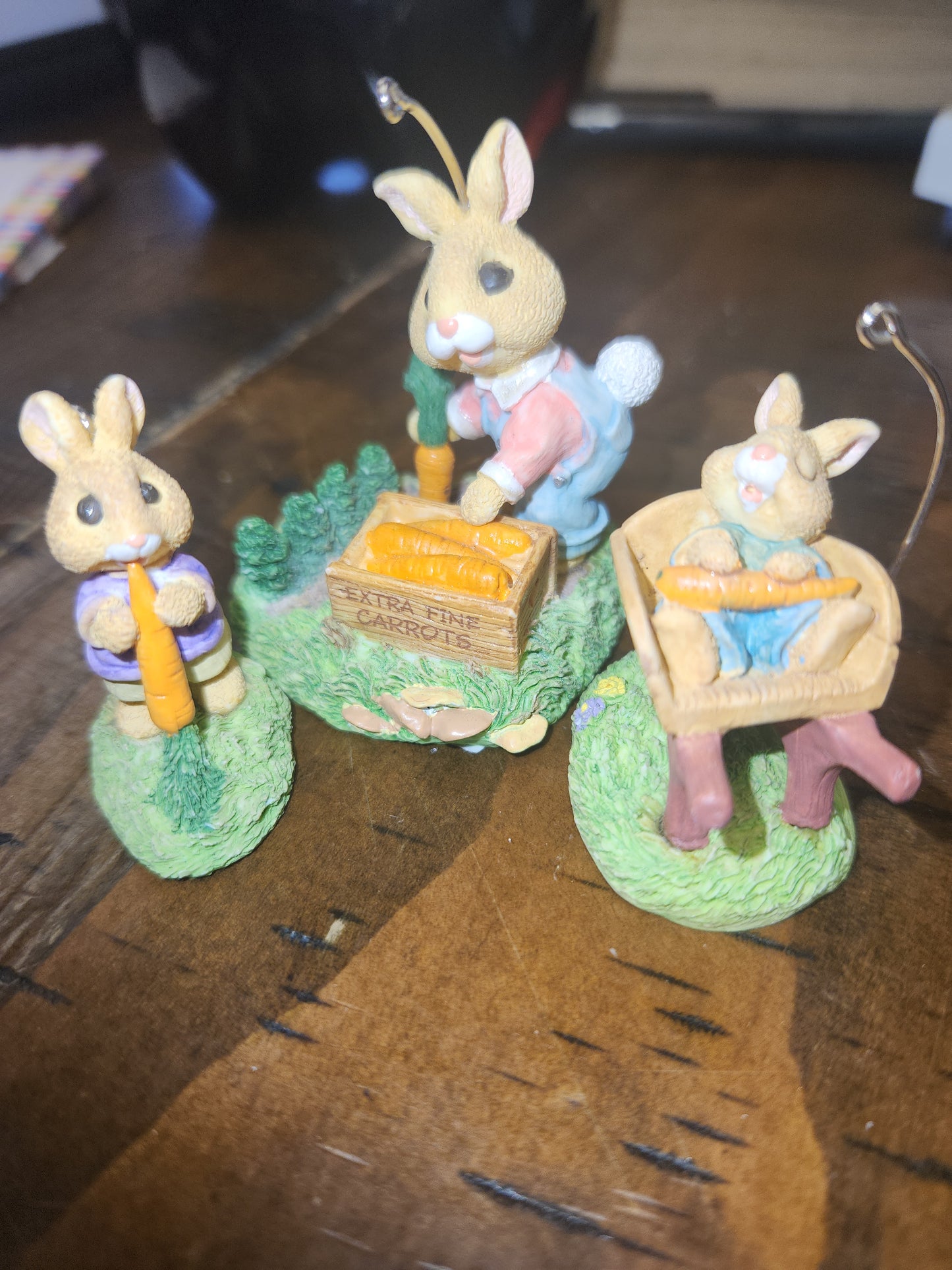 Vintage Hallmark Keepsake Ornament Bumper Crop Bunny Spring Carrots Set of 3 1996 NO BOX Ho01
