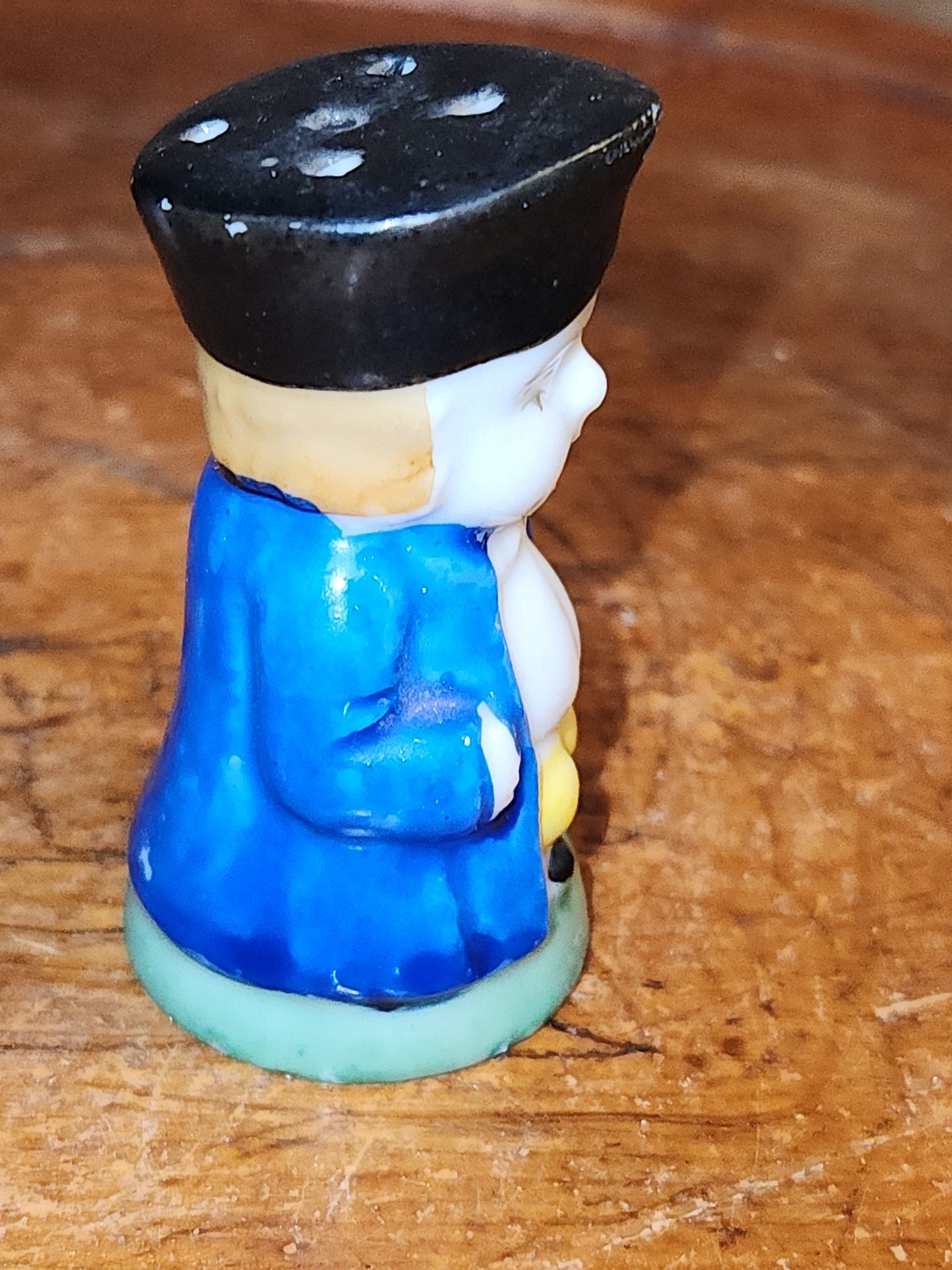 Vintage Colonial Man Salt OR Pepper Shaker Set made in Japan ONLY THE MAN JUST ONE NOT A SET