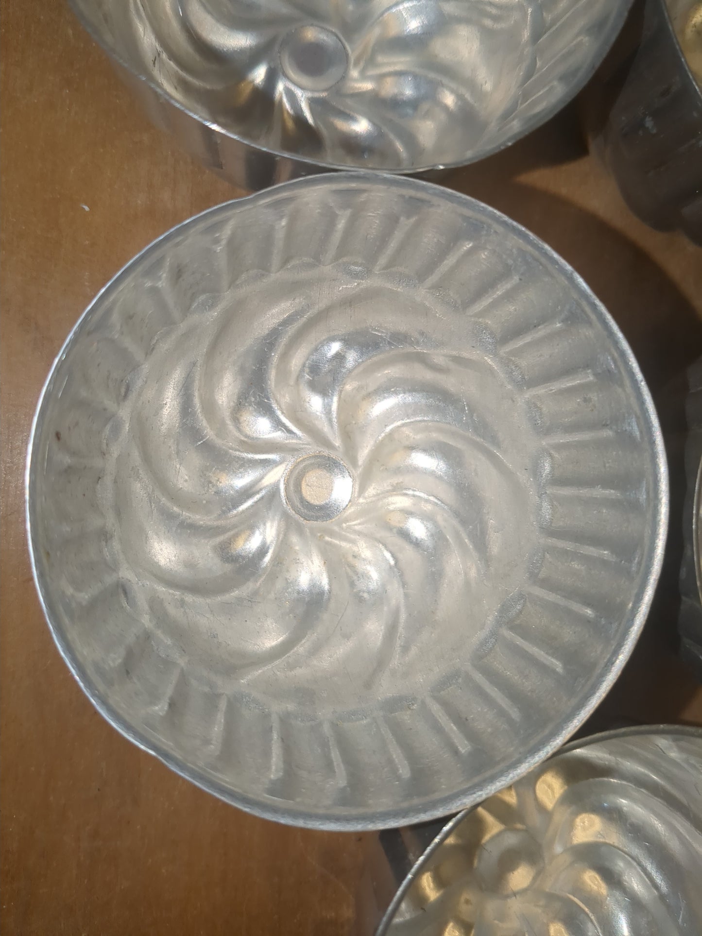 Vintage Aluminum Molds Jello Cake Tart Bundt 3" Diameter alu07