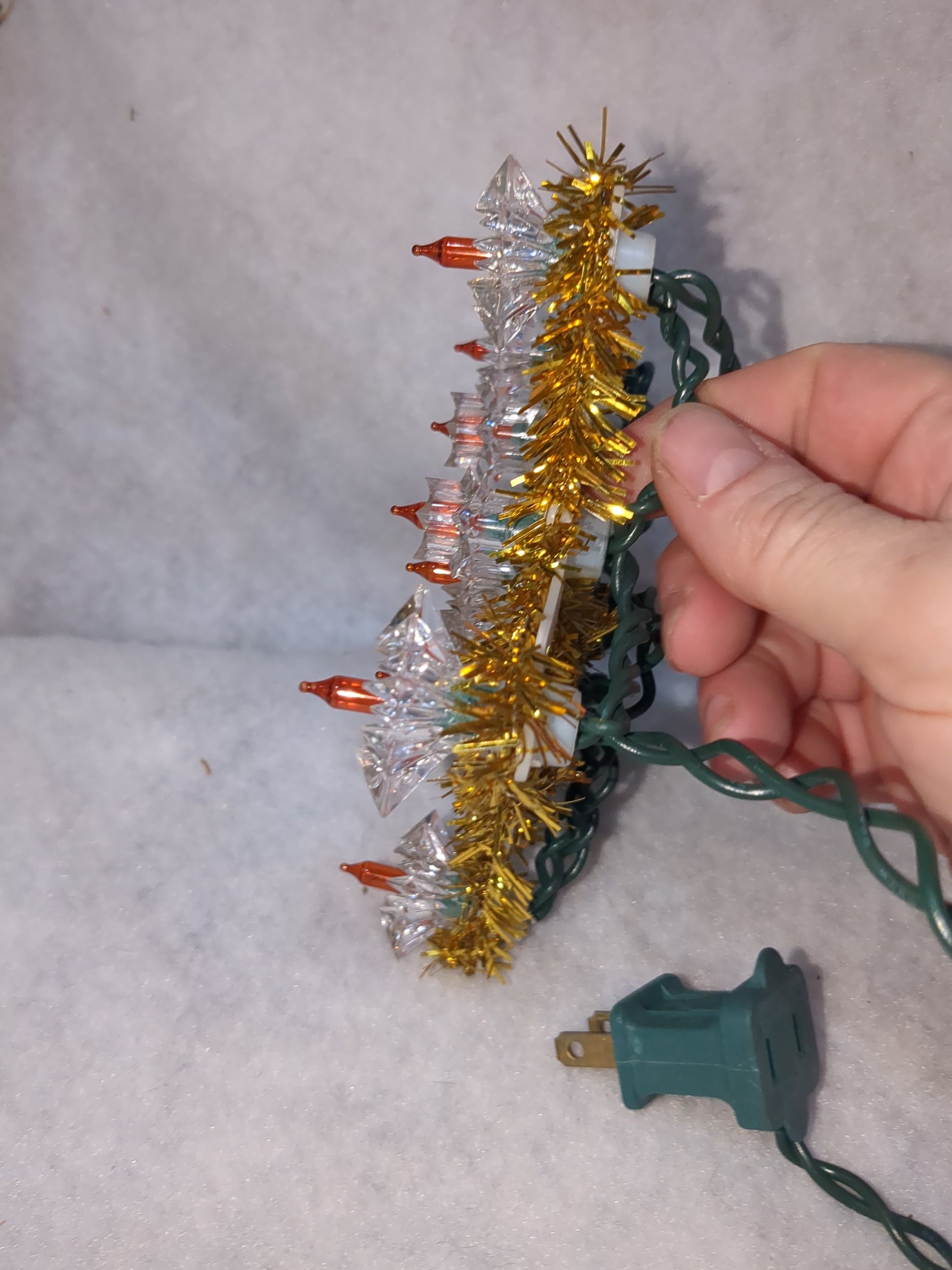 Vintage Christmas gold star tinsel Tree Top Red Flashing Lights tt50