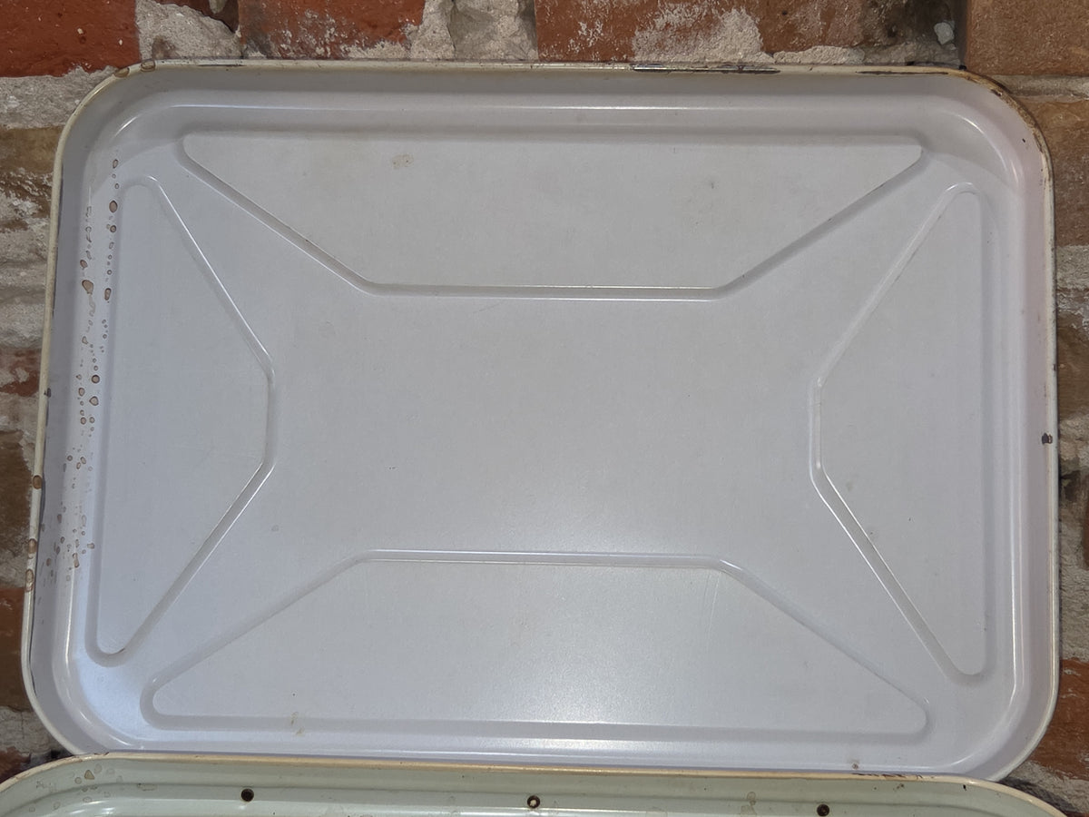 Vintage Decoware Metal Bread Box Hinged Lid Pinecones Yellow Cream AS IS tbb4