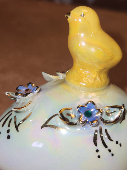 Vintage Porcelain Egg with 3D Chick Flowers and Leaves Gold Accents. Eg10