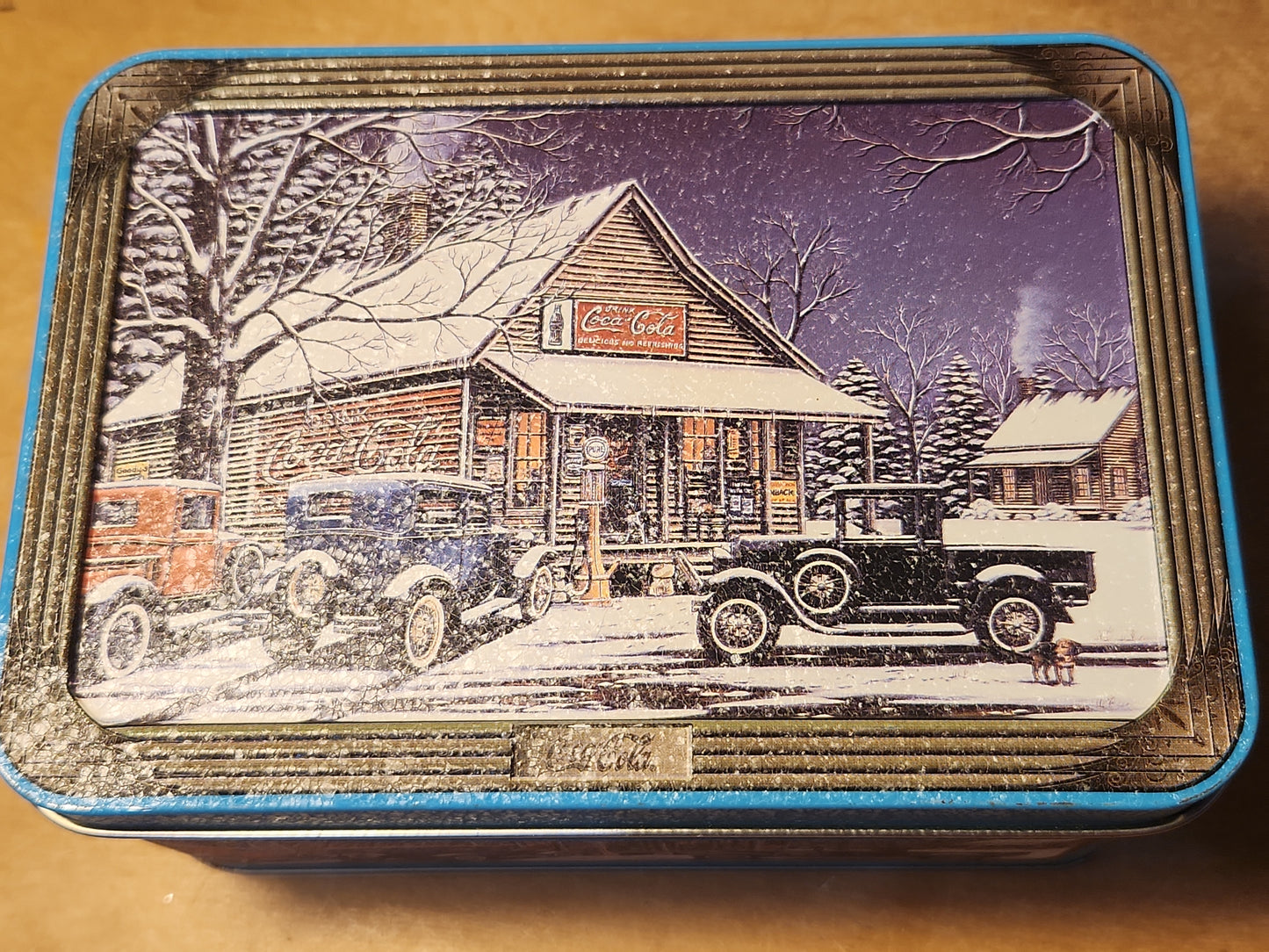 Vintage Tin Coca-Cola "Winter Scene” Pam Renfroe cct72
