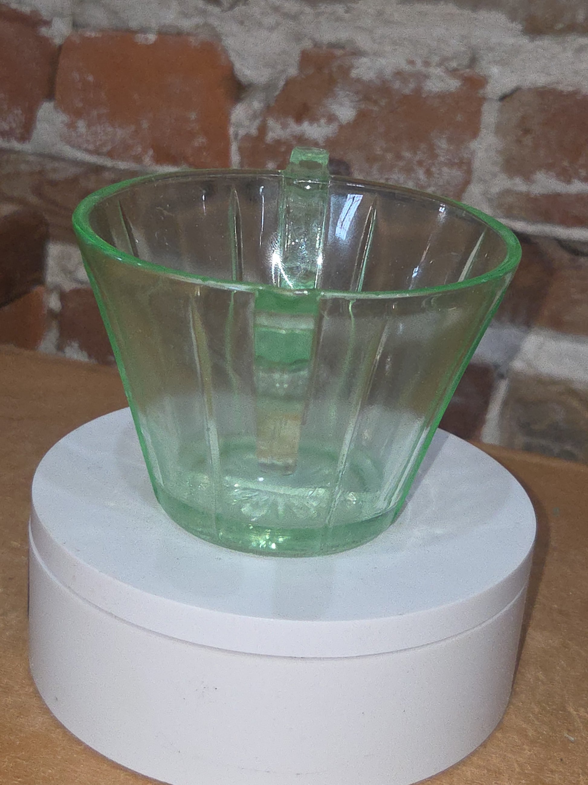 Vintage Uranium Green Depression Glass Sugar Bowl Vaseline AS IS Crack Glows dg78