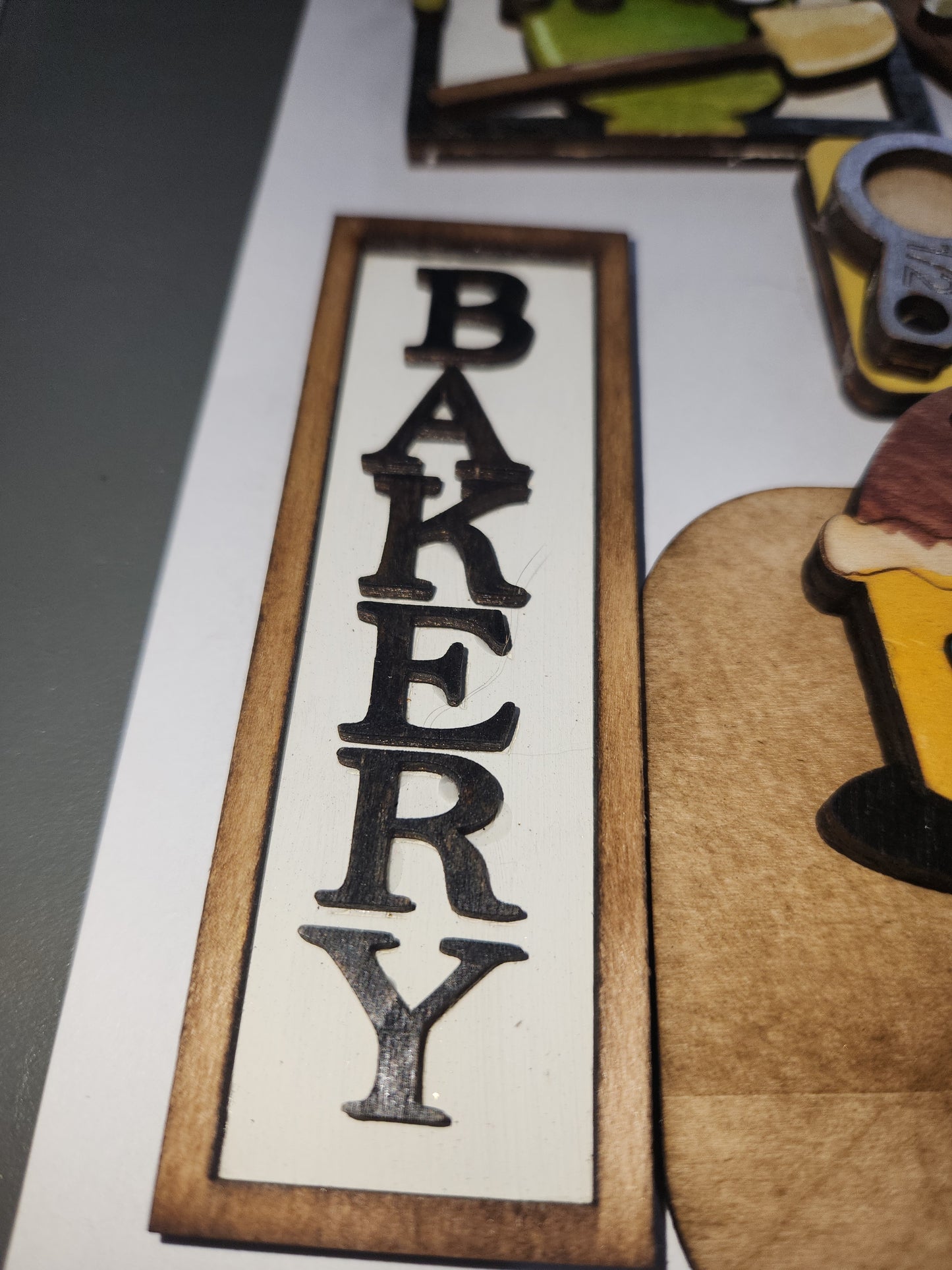 Tier Tray Decorations Handcrafted Bakery, cake, rolling pin, Bowls, cupcakes ttb1