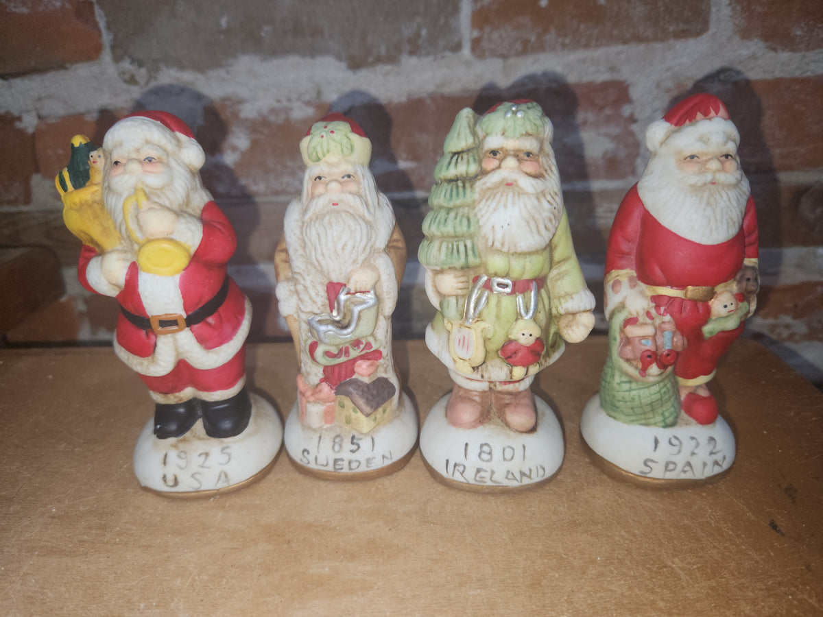 Vintage Ceramic Santas Set of 4 AS IS