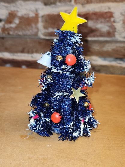 Vintage Bottle Brush Tree from 1950's Made in Japan Winking Merry Lite. Bulbs Glow UV light AS IS no lights no base bbt4