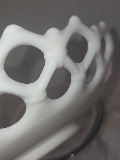 Vintage Westmoreland Milk Glass Bowl Doric Pattern Open Lace mg79