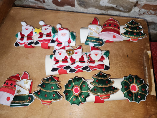 Vintage Fabric Santa Napkin Rings Set of 15 chr551