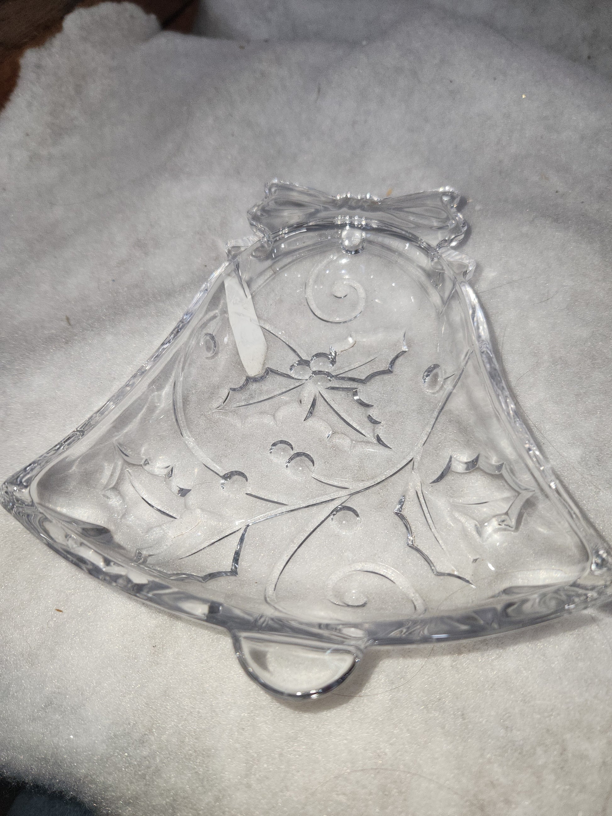 Mikasa Celebrations Season's Holly Clear Collection Bell Dish mik7
