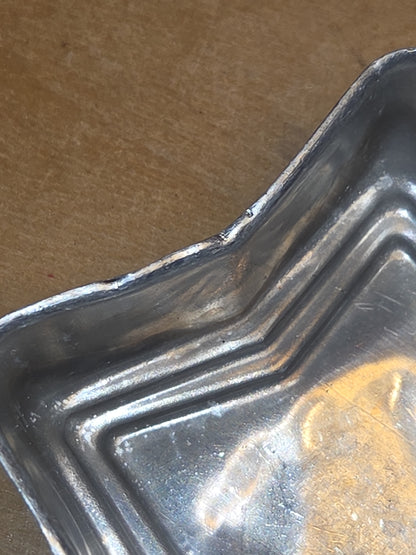 Vintage Star Aluminum Tins Molds Cake Tart Set of al51