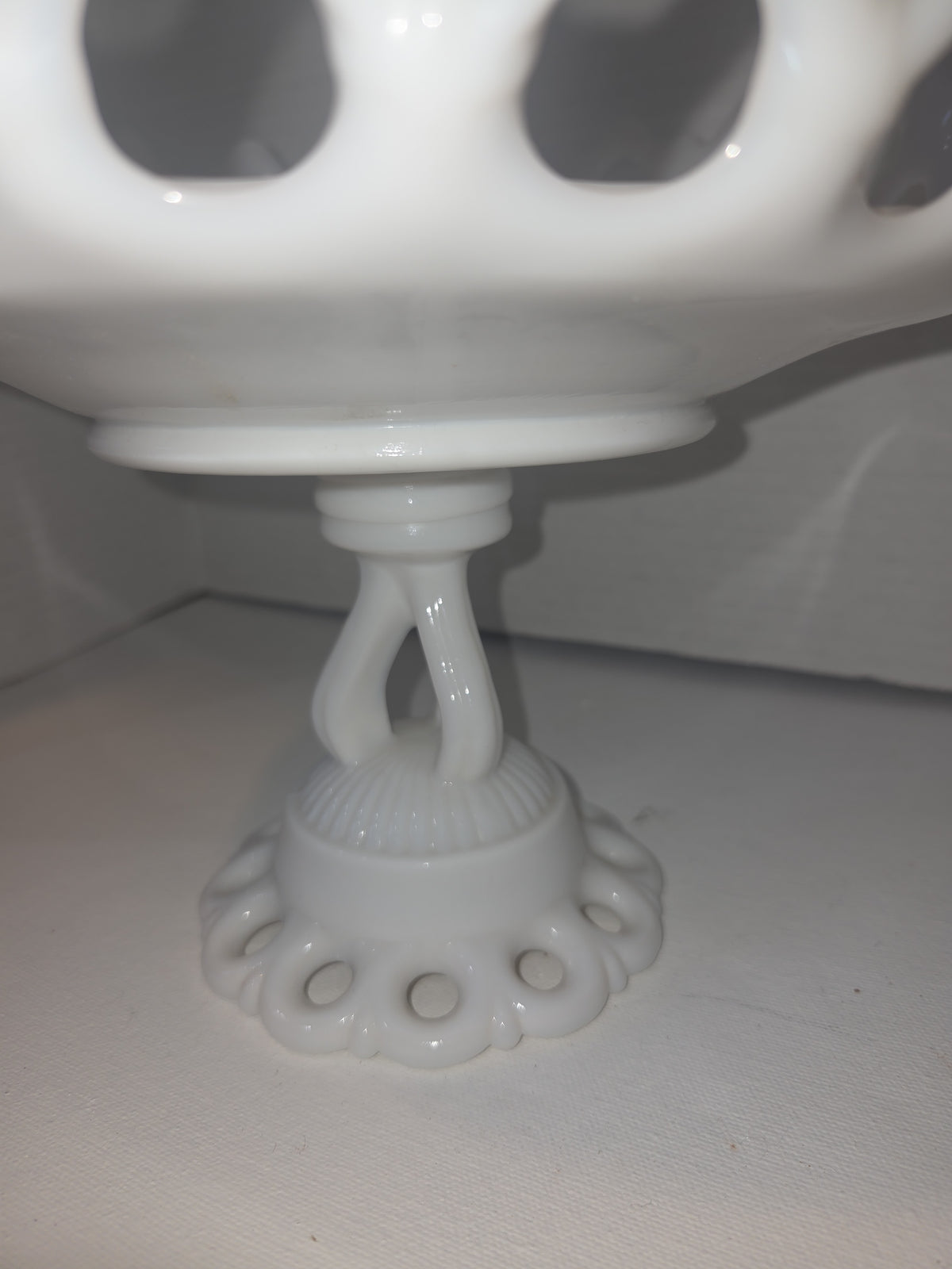 Vintage Westmoreland Milk Glass Compote Bowl Pedestal Doric Pattern Open Lace mg87