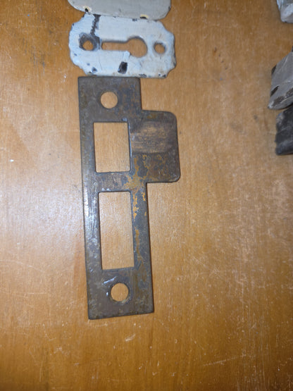 Vintage Door Knob Hardware 11 Pieces Will Not Seperate