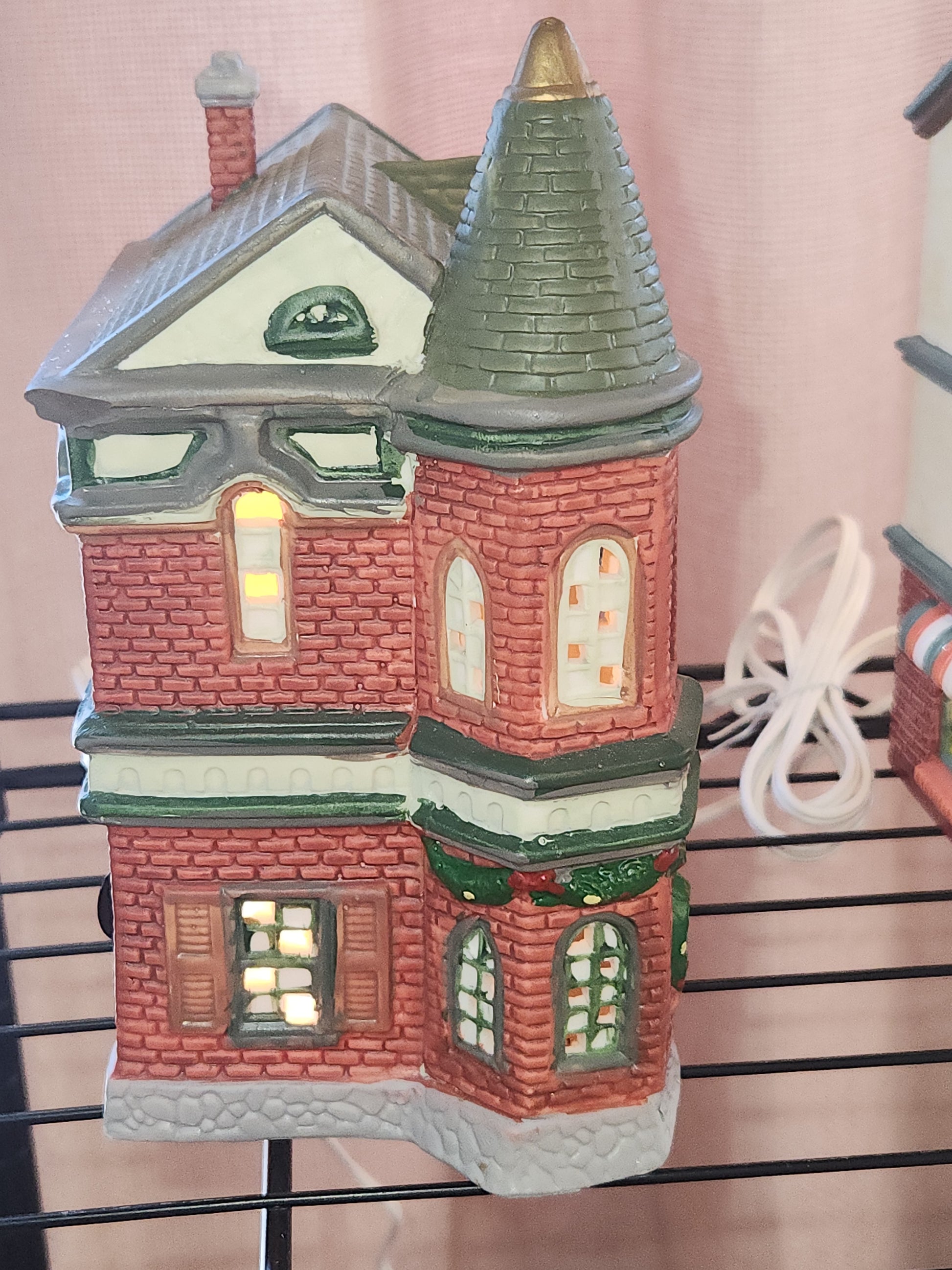 Vintage Dickens Collectibles Town Series Police Station Porcelain Lighted House 1995 vb6