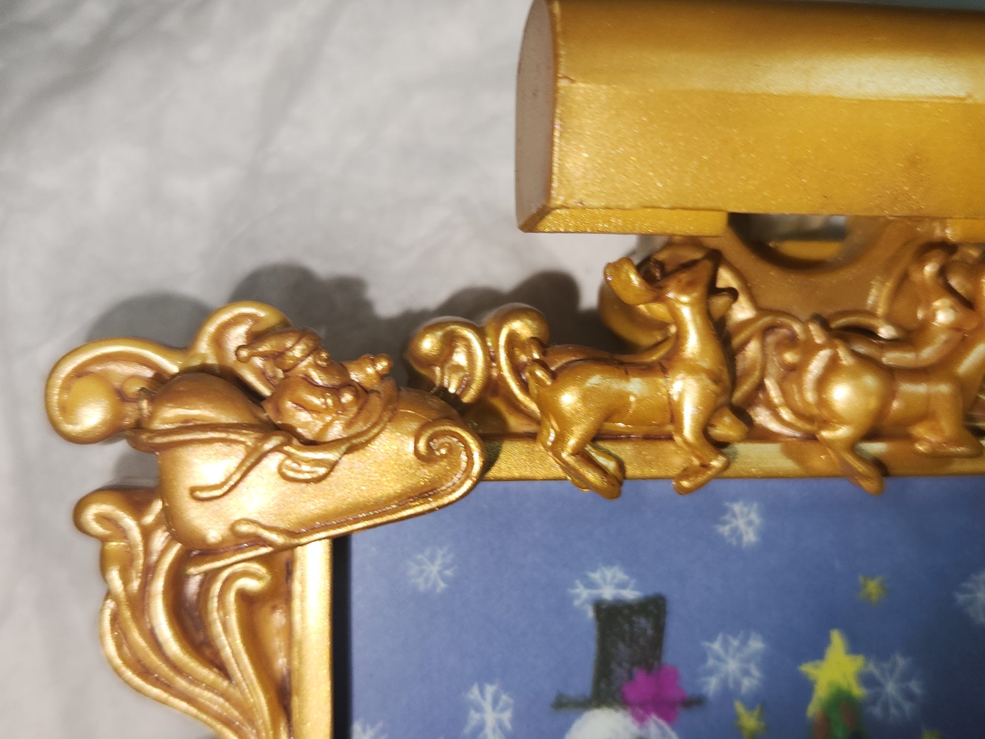 Hallmark Keepsake Ornament My Masterpiece Artwork Display 2010 AS IS no stickers