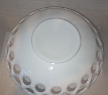 Vintage Westmoreland Milk Glass Bowl Doric Pattern Open Lace mg79