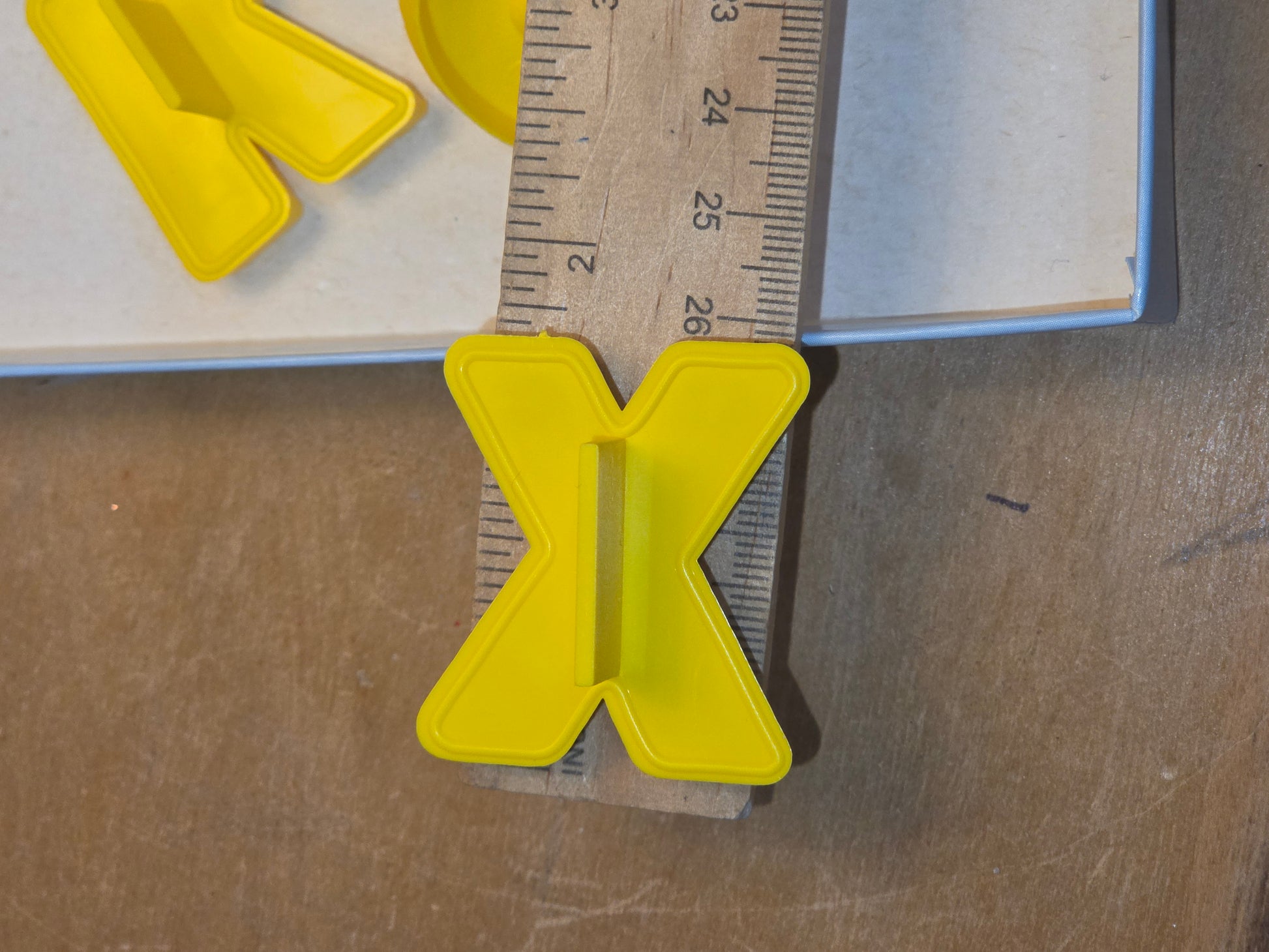 Vintage Collectible Cookie Cutter Hallmark Alpha-bites c6