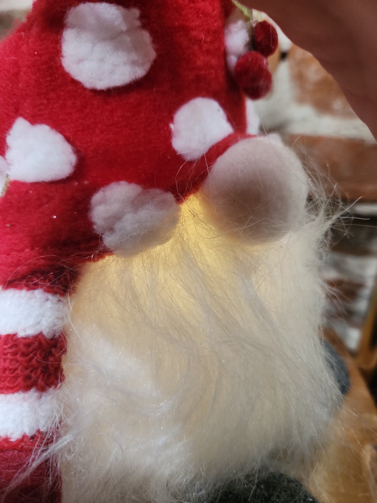 Christmas Gnome with Holly White Beard Lights Up gn05