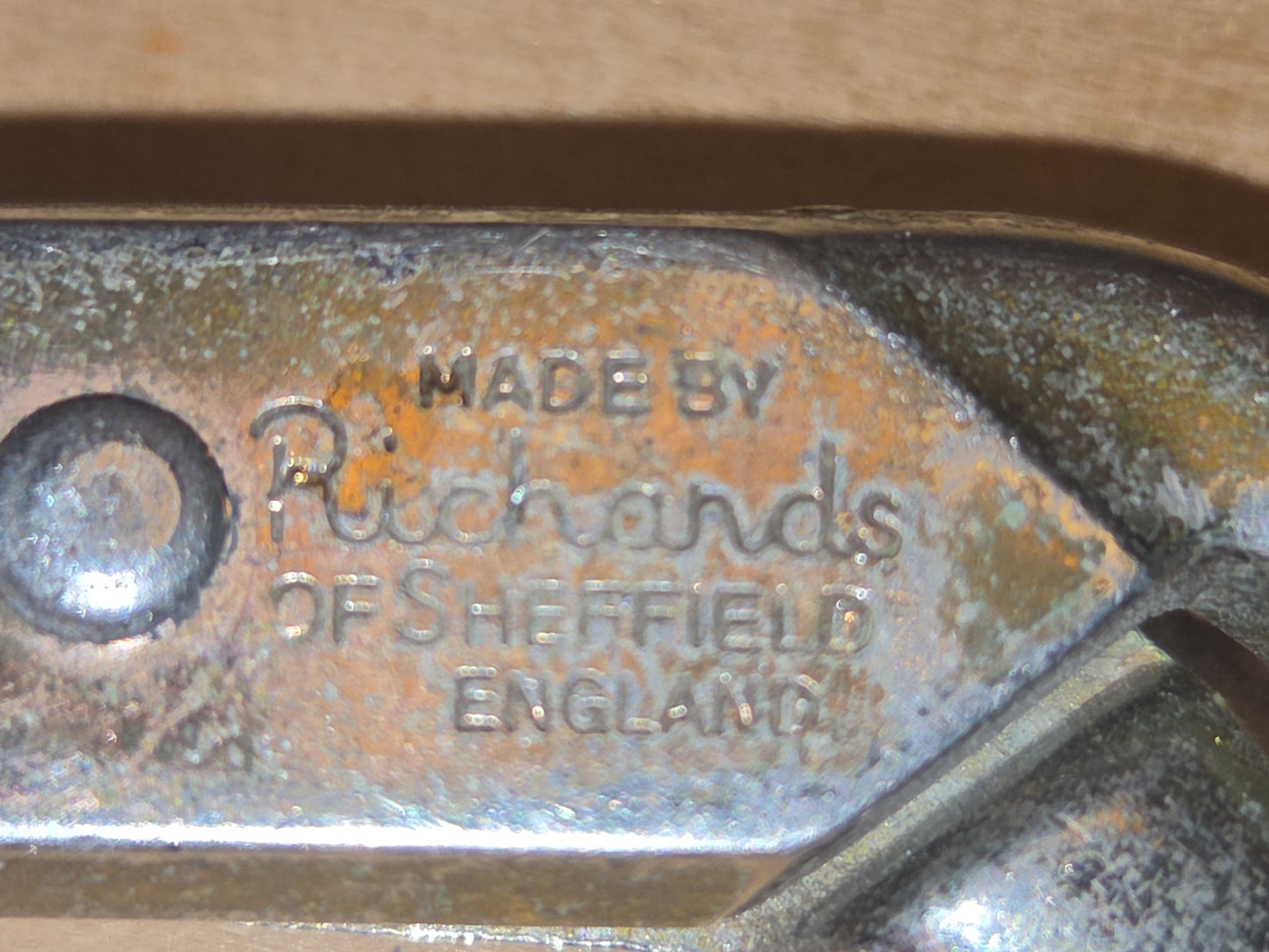 Vintage Richards of Sheffield England Radiant Golden Age Rustless Sewing Scissors Made in England sc9
