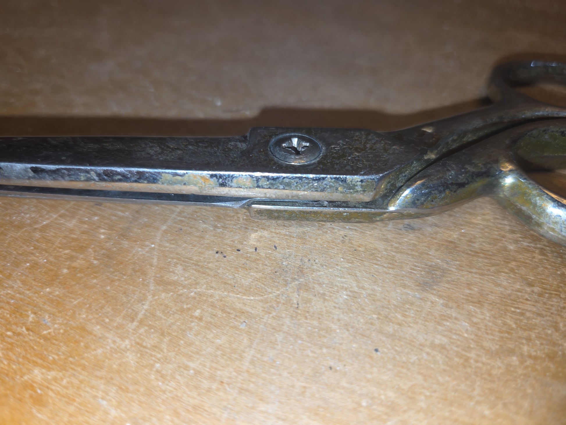 Vintage Richards of Sheffield England Radiant Golden Age Rustless Sewing Scissors Made in England sc9