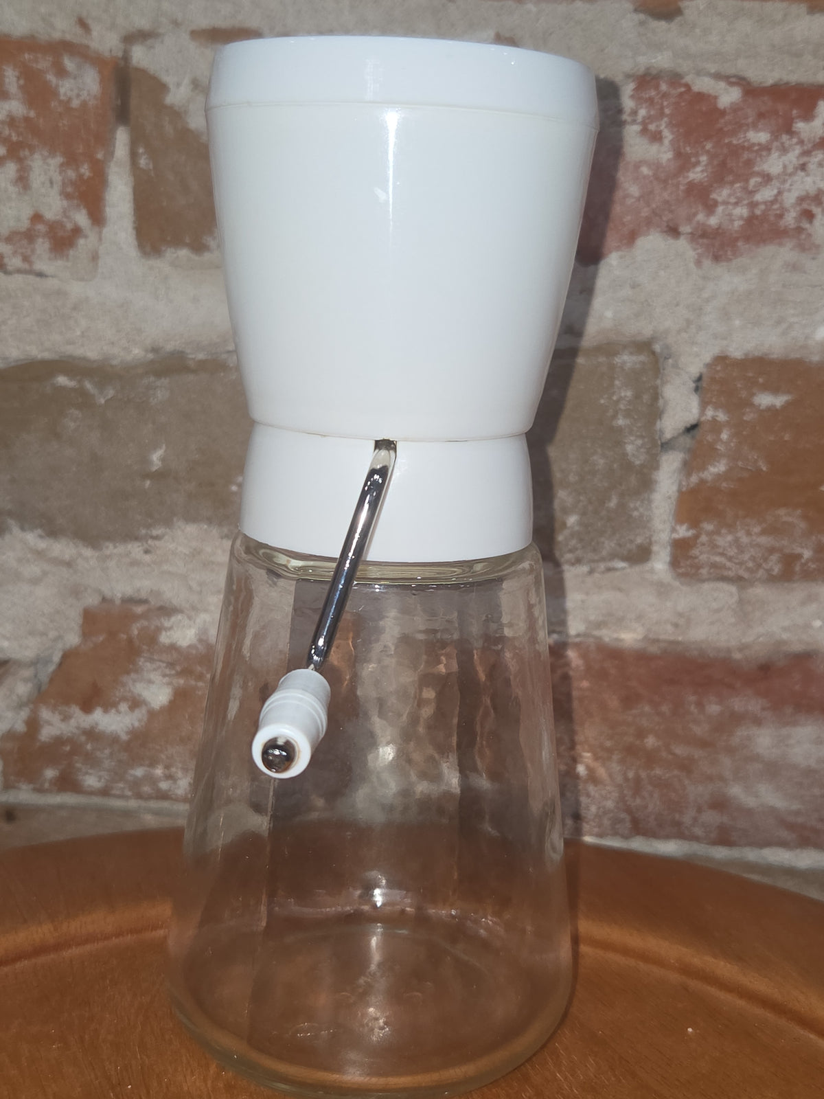 Gemco Grinder Spice Nut Food Chopper White Plastic Top Glass Base plastic Lid