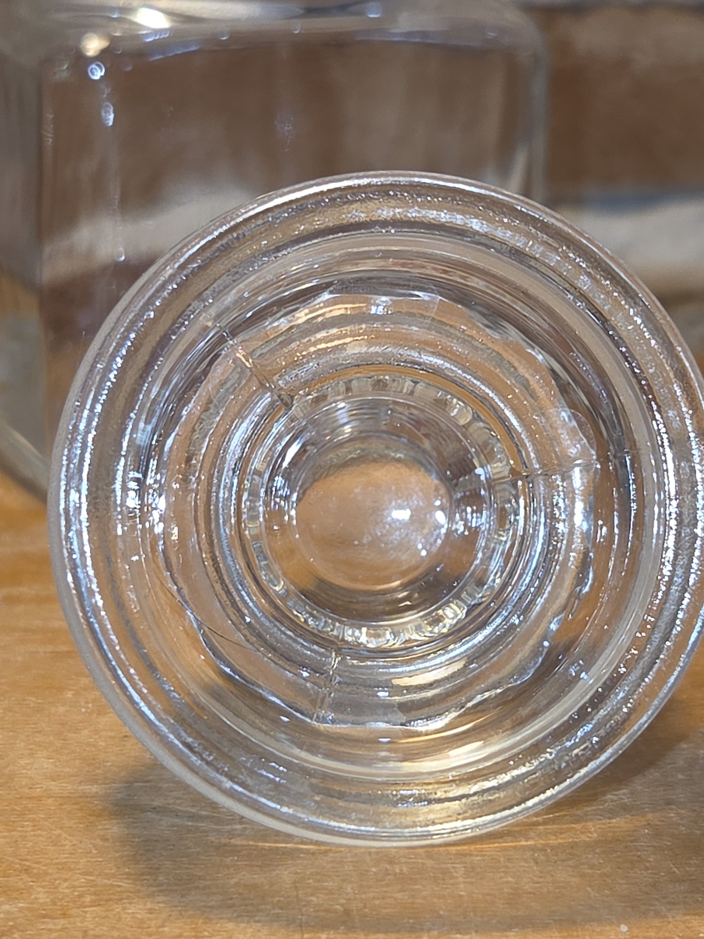 Anyique US Glass Dakota Clear Glass Square Container with Ground Polished Lid 4 1/2" sj4