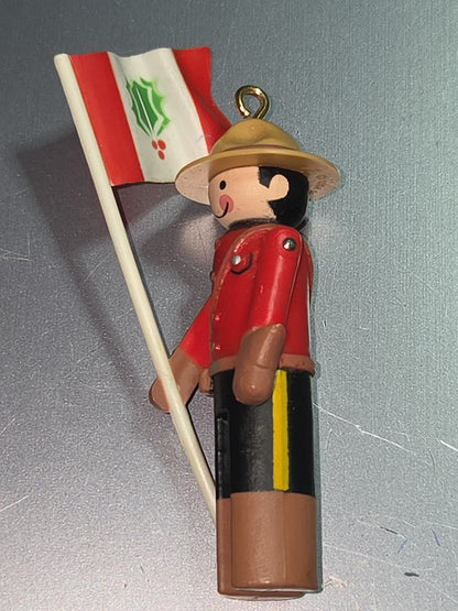 Vintage Hallmark Keepsake Ornament Miniature Clothespin Soldier England Queen's Royal Guard ornament 3rd in Series 1984 hos3