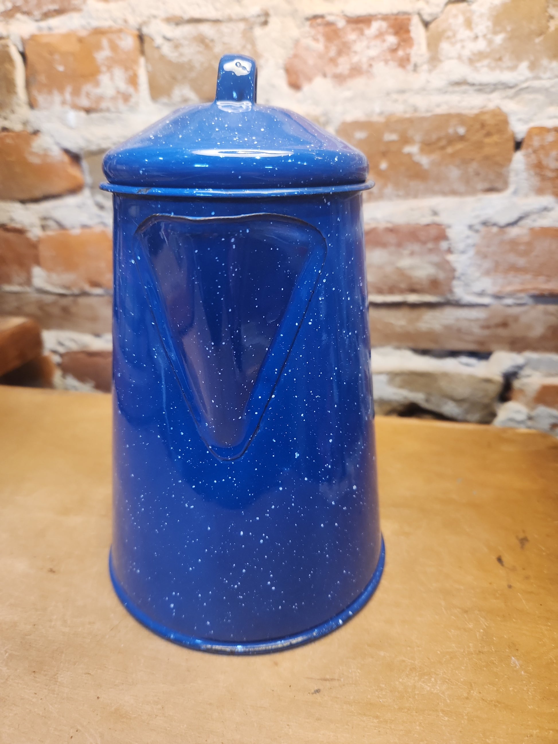 Vintage Enamelware Graniteware Coffee Pot with Lid Blue White Specks ew12