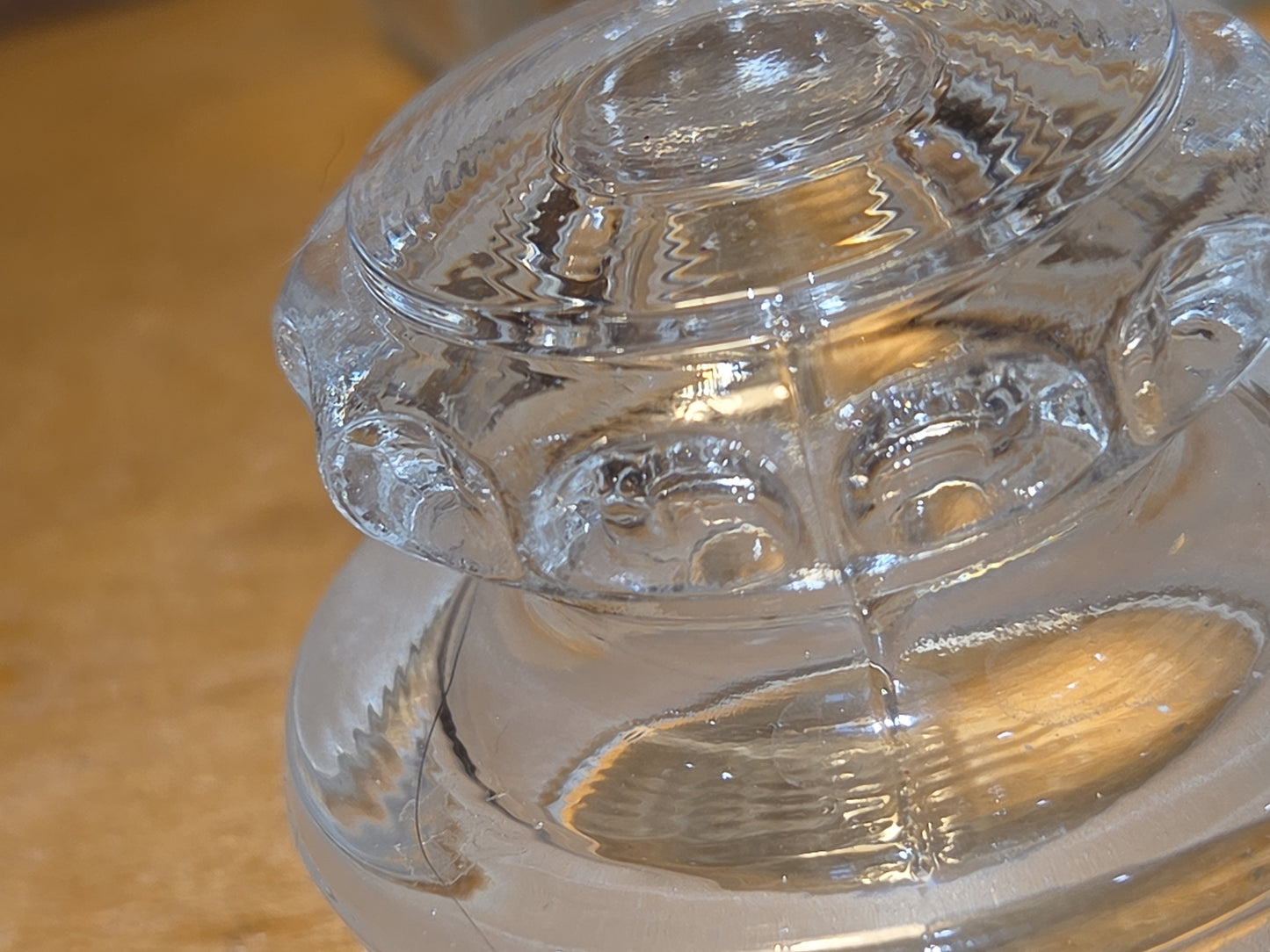 Anyique US Glass Dakota Clear Glass Square Container with Ground Polished Lid 4 1/2" sj4