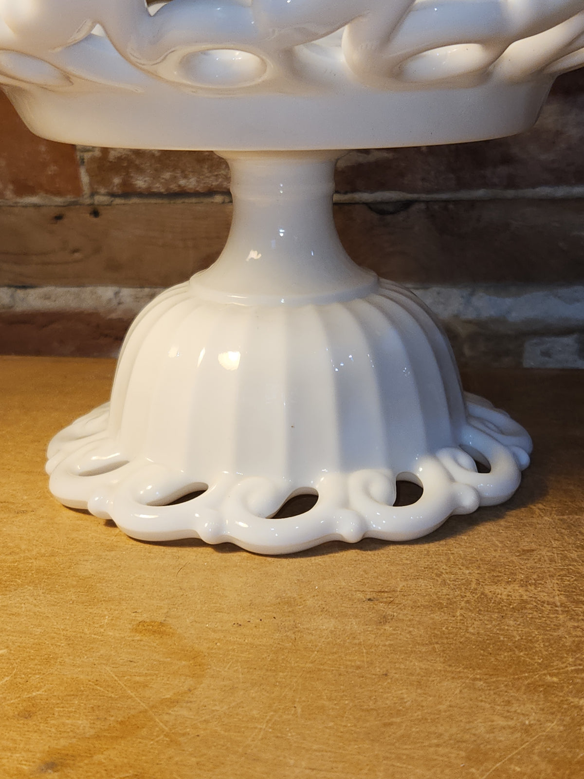 Vintage Fostoria Milk Glass Compost Pedestal Footed Fruit Bowl Monroe Pattern Lace-edge Loop and Open Loop mg12