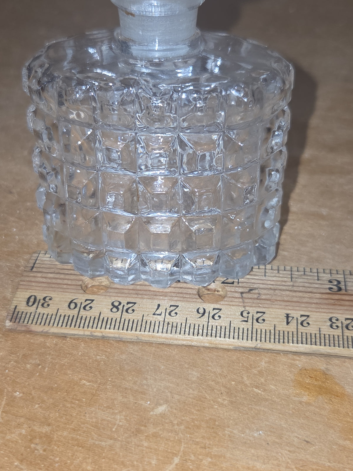 Vintage Perfume Bottle Pressed Glass Faceted Stopper with Ground or Polished Glass gl40