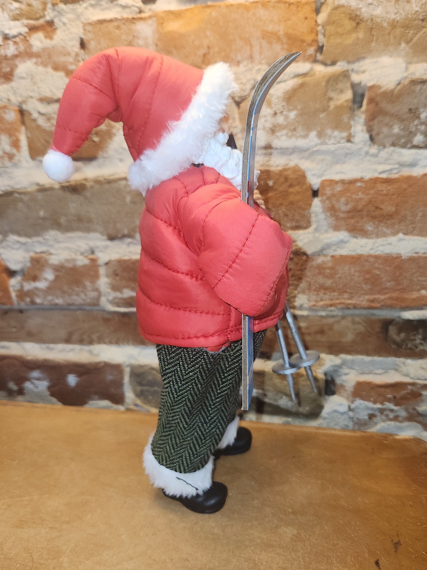 Ashland Christmas Collectible Sking Santa sf51