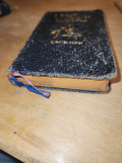 Vintage "I Pray The Mass" Sunday Missal by Father Hoever 1947 vb01