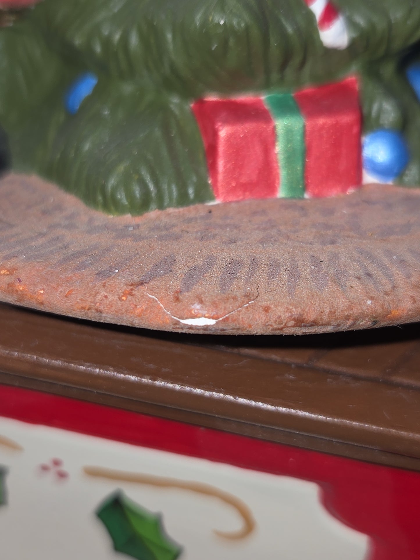 Vintage Ceramic Christmas Eve Elves Decorating Tree Santa Sleeping made from Scioto Molds 1983 AS IS No Music Box